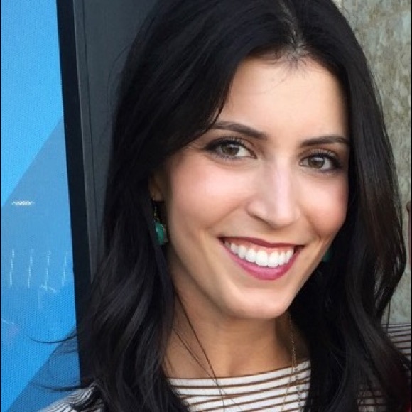 Meet your Posher, Caitlin - Picture 1 of 1